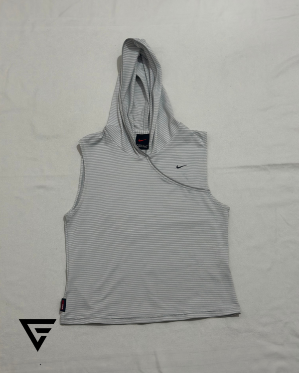 Pull Nike