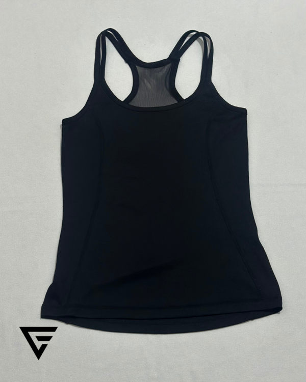 Pull noir