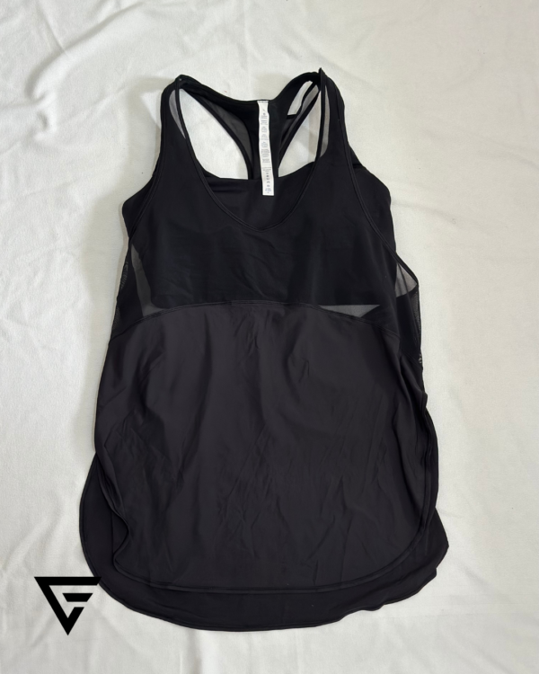 Pull Lululemon + sports bra intégrée