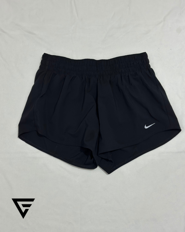 Short Nike